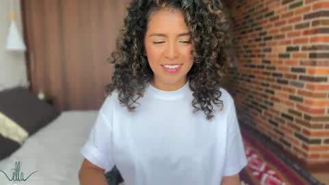 Snapshot of illaroom chatting on 12.05.24 Kloe online show from 12.05.24