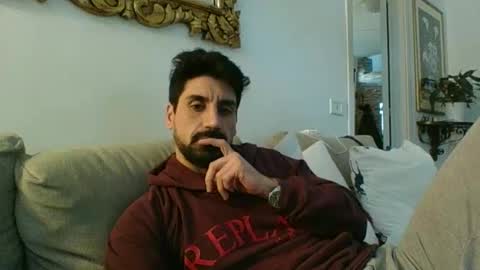 ilmangj90 online show from 01.28.25