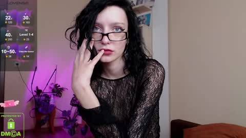 Snapshot of ilon_rey chatting on 12.14.24 ilon online show from 12.14.24