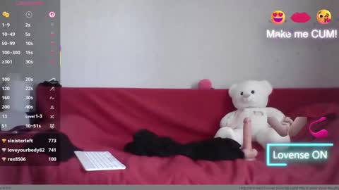 Snapshot of ilona_vv chatting on 09.11.25 ilona vv online show from 09.11.25