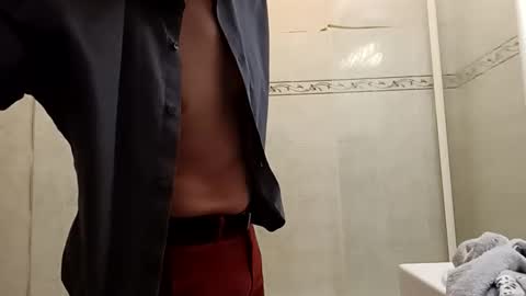 Snapshot of ilovecuteguy79 chatting on 03.30.26 ilovecuteguy79 online show from 03.30.26