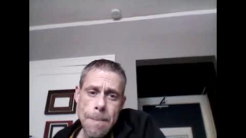 Snapshot of ilovesquirterz1 chatting on 01.19.25 Ilovesquirterz1 online show from 01.19.25