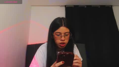 Ily Bea online show from 01.20.25