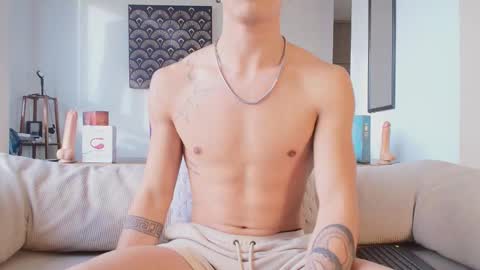 IM  THOMAS online show from 09.17.25