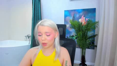 Roxy online show from 12.01.24