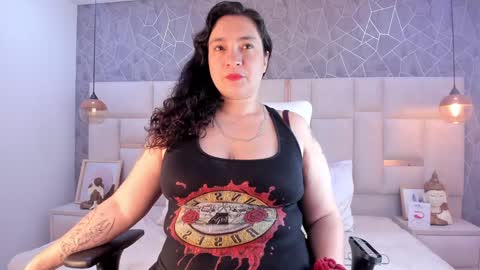 Alaya online show from 12.06.24