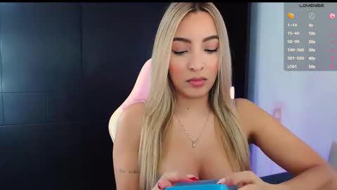 Grecia online show from 10.03.25