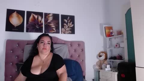 Hellen online show from 10.01.25