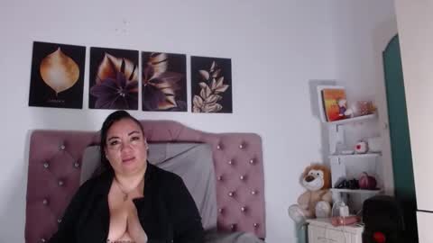 Hellen online show from 10.09.25