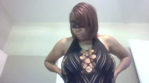 Snapshot of im_laa30z chatting on 05.26.26 weet exy Cougar online show from 05.26.26