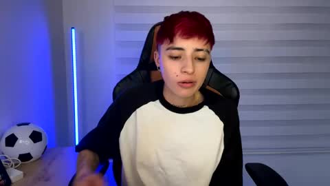 Laia online show from 12.18.24