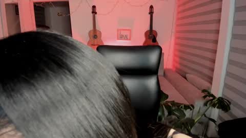 Snapshot of im_mariana chatting on 10.02.25 im_mariana online show from 10.02.25