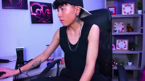 Snapshot of im_mathias chatting on 10.29.25 mathias online show from 10.29.25