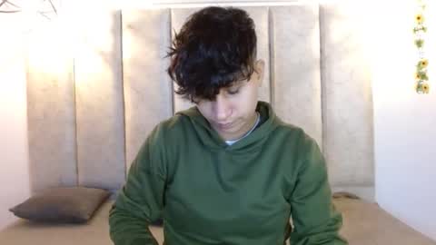 milan online show from 10.12.25