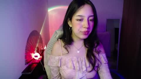 Snapshot of im_misssilver chatting on 10.02.25 im_misssilver online show from 10.02.25