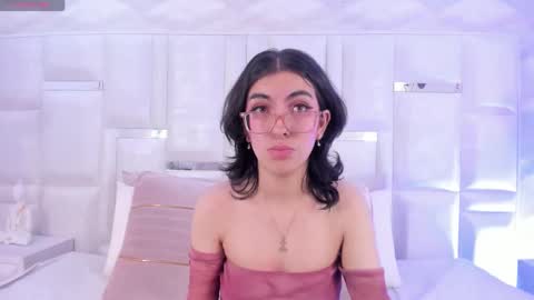 Moly  online show from 11.17.25