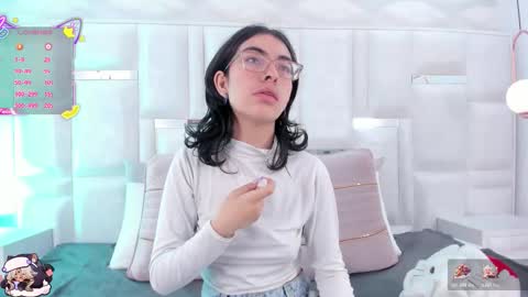 Moly  online show from 11.23.25