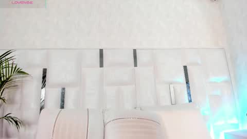 Nika online show from 12.14.25