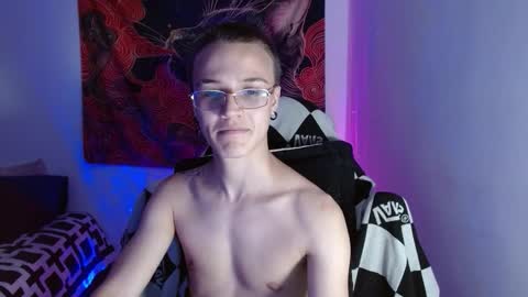 Oliver P online show from 10.24.25