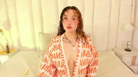 Tara Black online show from 12.23.25