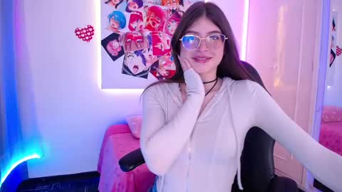 Chloe online show from 09.08.25