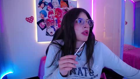 Chloe online show from 09.13.25