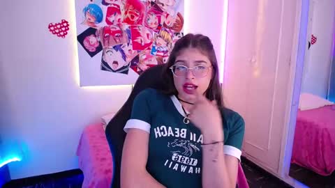 Chloe online show from 10.23.25