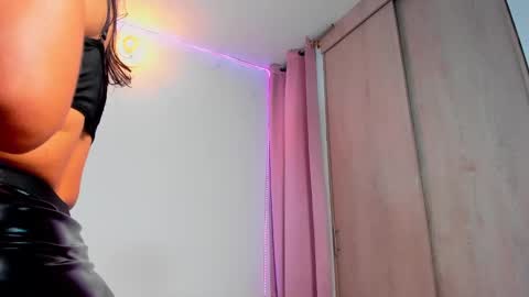 Dayana  online show from 12.17.24