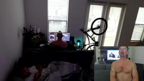 Snapshot of imdjazra chatting on 05.25.26 DJ Azra online show from 05.25.26