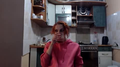 Snapshot of imelissa8malis chatting on 10.31.25 irina online show from 10.31.25