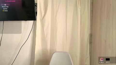 Snapshot of imgerver chatting on 09.27.25 GERVE online show from 09.27.25