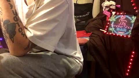 Snapshot of imglorious1 chatting on 01.29.25 JJ online show from 01.29.25