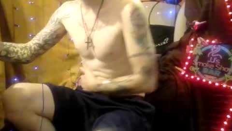 Snapshot of imglorious1 chatting on 02.03.25 JJ online show from 02.03.25