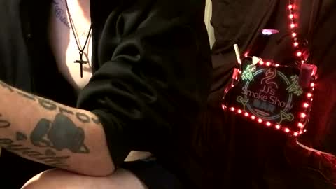 Snapshot of imglorious1 chatting on 02.16.25 JJ online show from 02.16.25