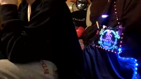 Snapshot of imglorious1 chatting on 02.19.25 JJ online show from 02.19.25