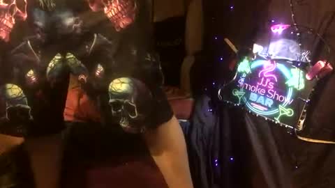 Snapshot of imglorious1 chatting on 02.25.25 JJ online show from 02.25.25