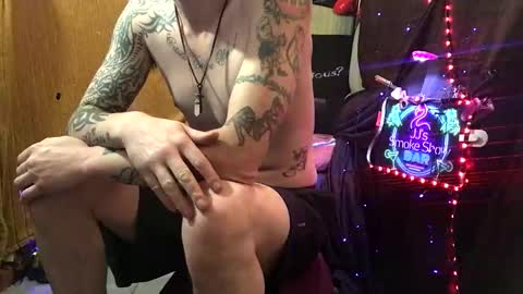 Snapshot of imglorious1 chatting on 03.11.25 JJ online show from 03.11.25