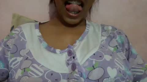Snapshot of imlovelyrose chatting on 01.14.25 ROSE online show from 01.14.25