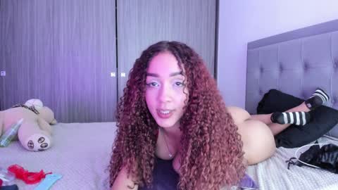 Snapshot of immia_rosse chatting on 01.05.25 mia ---------  COL TIME online show from 01.05.25