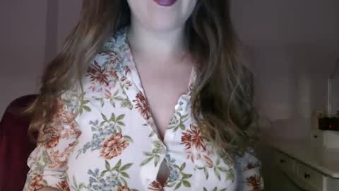 Snapshot of immouss chatting on 02.04.25 Pola online show from 02.04.25