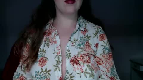 Snapshot of immouss chatting on 11.20.25 Pola online show from 11.20.25