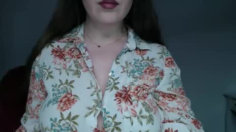 Snapshot of immouss chatting on 02.05.26 Pola online show from 02.05.26