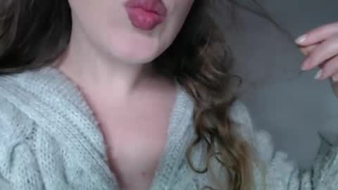 Snapshot of immouss chatting on 02.11.26 Pola online show from 02.11.26