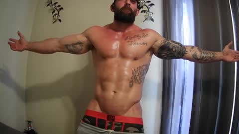 Snapshot of imnewherelollol chatting on 02.13.25 Majordadbod101 online show from 02.13.25