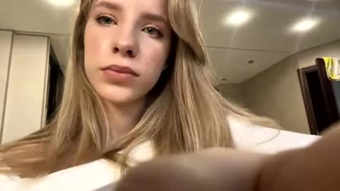 Snapshot of imogensy chatting on 12.03.24 my name Imo Fansly online show from 12.03.24