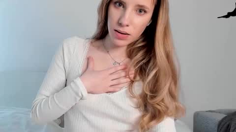 Snapshot of imogensy chatting on 03.11.25 my name Imo Fansly online show from 03.11.25