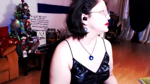 Empress online show from 12.13.24