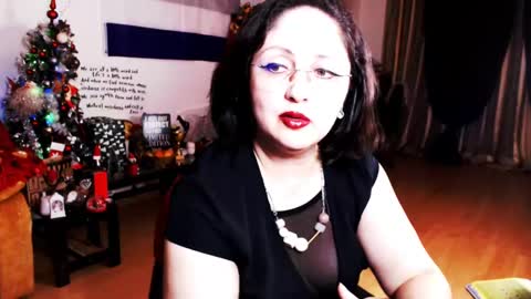 Empress online show from 12.25.24