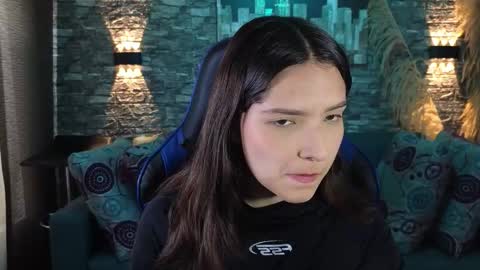 Karen  online show from 10.06.25