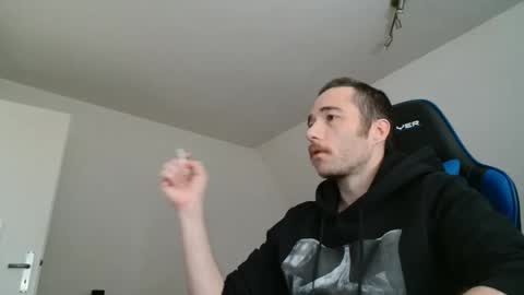 Flummi online show from 09.15.25